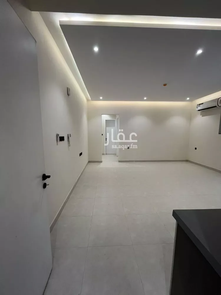 شقة للإيجار في شارع الامام عبدالله بن ثنيان ال سعود, حي الضباط, مدينة الرياض, منطقة الرياض