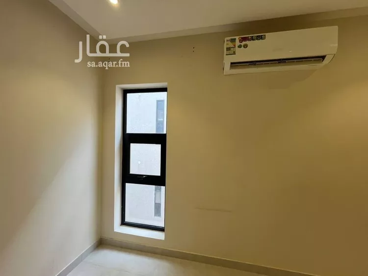 شقة للإيجار في شارع الامام عبدالله بن ثنيان ال سعود, حي الضباط, مدينة الرياض, منطقة الرياض 11