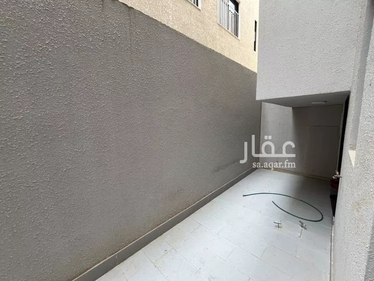 شقة للإيجار في شارع الامام عبدالله بن ثنيان ال سعود, حي الضباط, مدينة الرياض, منطقة الرياض 23