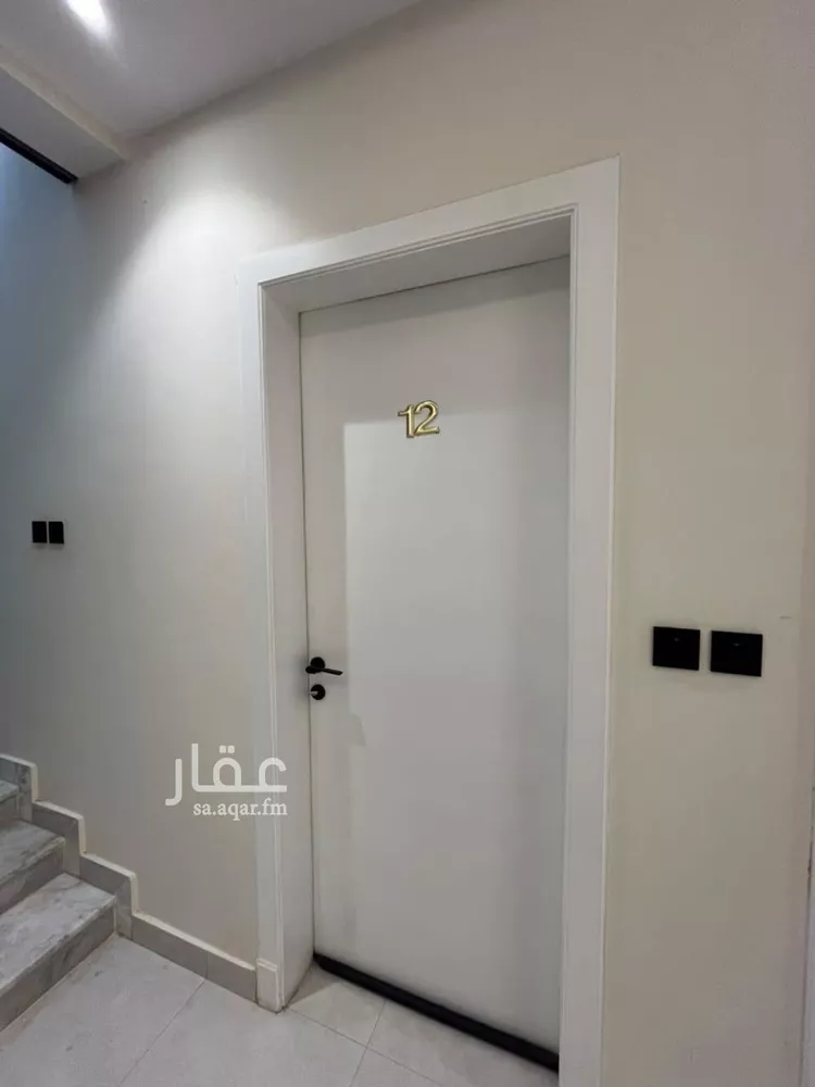 شقة للإيجار في شارع الامام عبدالله بن ثنيان ال سعود, حي الضباط, مدينة الرياض, منطقة الرياض صورة 2
