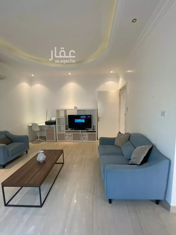 فيلا للإيجار في شارع تميم بن مر, حي المرسلات, مدينة الرياض, منطقة الرياض