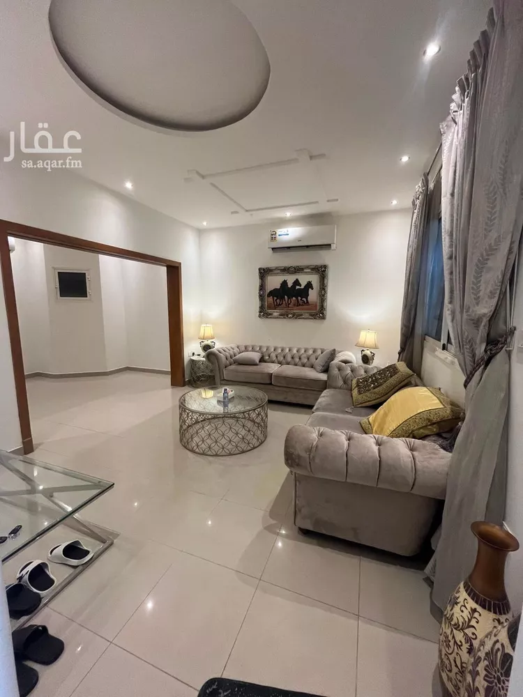 فيلا للإيجار في شارع الورد, حي الملك عبدالله, مدينة الرياض, منطقة الرياض صورة 2