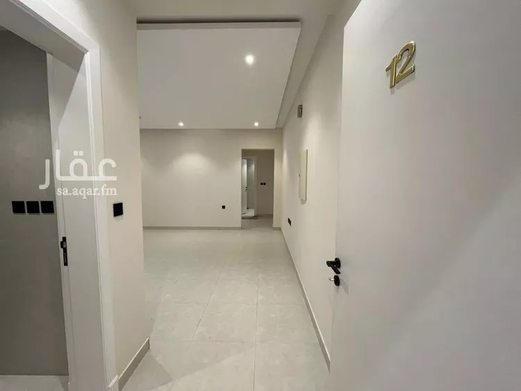 شقة للإيجار في شارع الامام عبدالله بن ثنيان ال سعود, حي الضباط, مدينة الرياض, منطقة الرياض