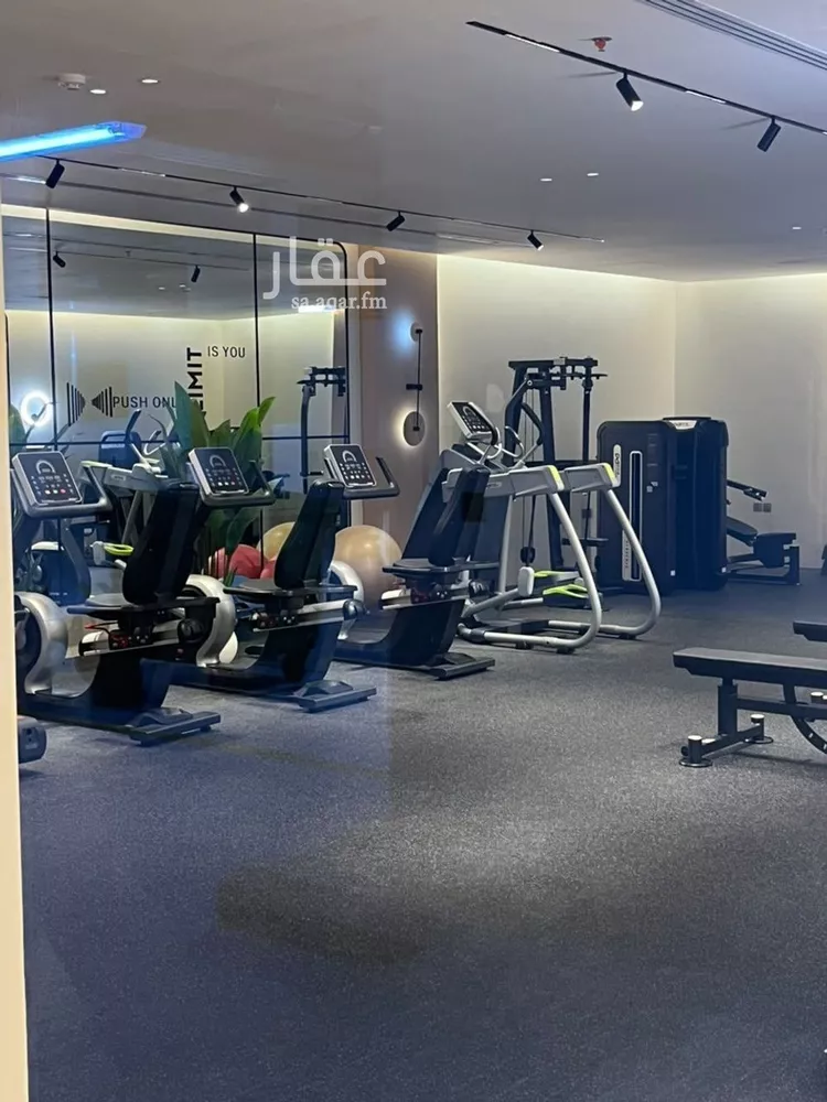 شقة للإيجار في شارع الامير سلطان ابن عبدالعزيز, حي السليمانية, مدينة الرياض, منطقة الرياض 15