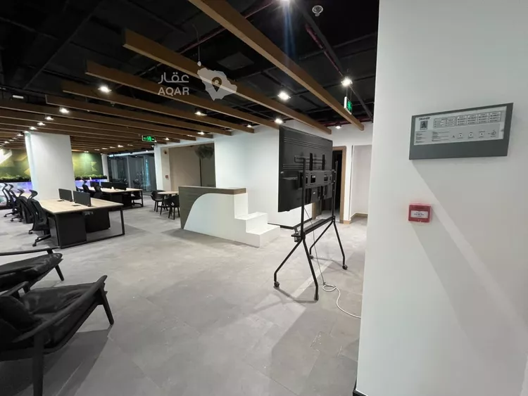 Commercial Office for Rent in Riyadh Al Olaya صورة 3