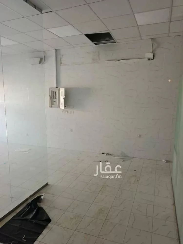 محل للإيجار في شارع عبدالله الخزرجي, حي العارض, مدينة الرياض, منطقة الرياض صورة 2