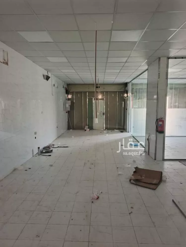 محل للإيجار في شارع عبدالله الخزرجي, حي العارض, مدينة الرياض, منطقة الرياض صورة 3