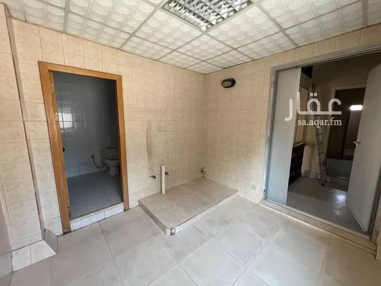 فيلا للبيع في شارع ابن ابي الخصال, حي الإسكان الأول, مدينة الاحساء, المنطقة الشرقية صورة 2