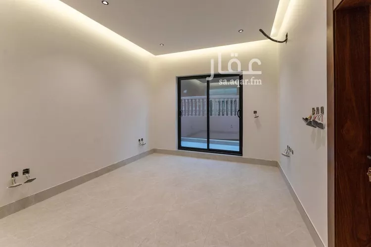 دور للبيع في شارع المرصاد, حي الوادي, مدينة الرياض, منطقة الرياض صورة 5