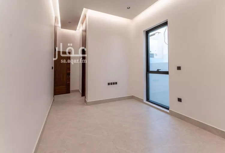 دور للبيع في شارع المطارفة, حي العقيق, مدينة الرياض, منطقة الرياض صورة 5