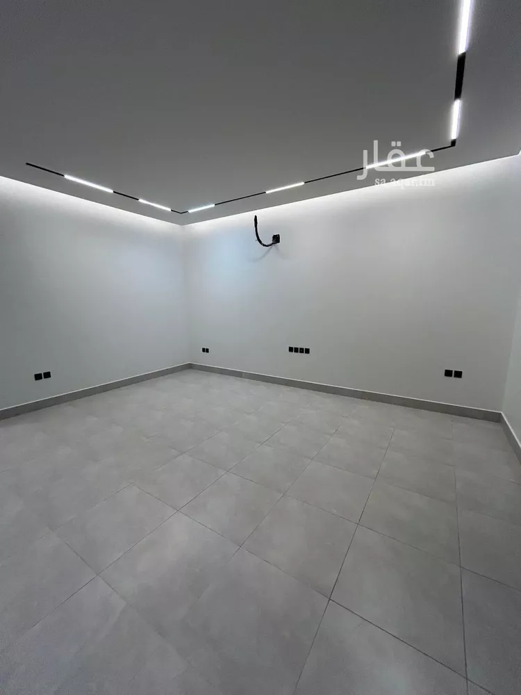 Floor for Sale in Riyadh Al Wadi