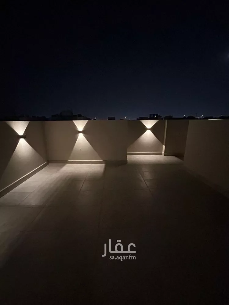 دور للبيع في شارع المساور, حي الوادي, مدينة الرياض, منطقة الرياض صورة 2