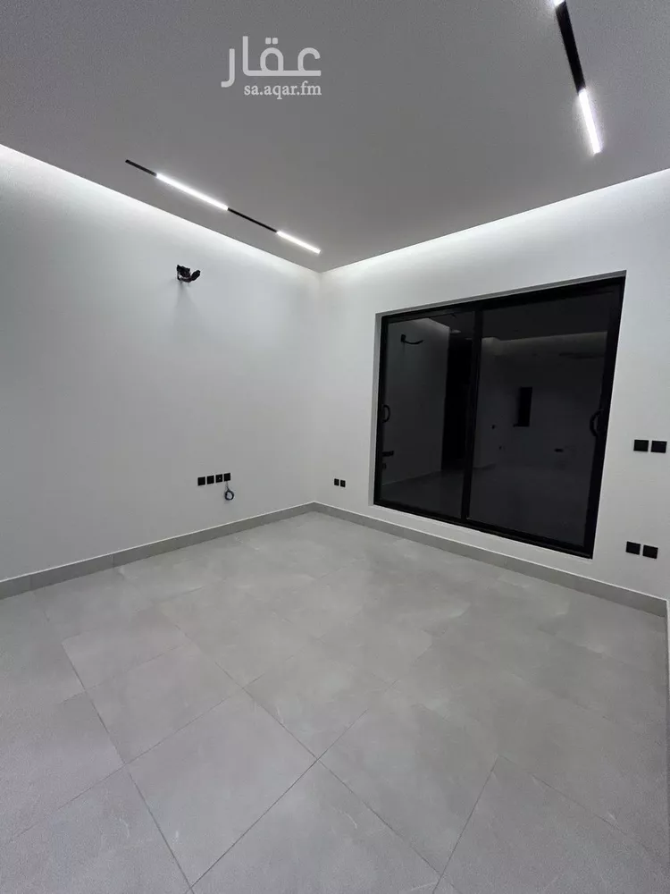 Floor for Sale in Riyadh Al Wadi