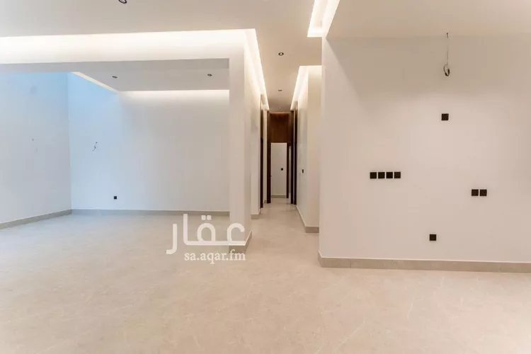 Floor for Sale in Riyadh Al Aqiq 8