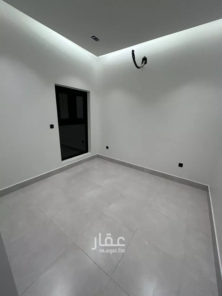 دور للبيع في شارع المساور, حي الوادي, مدينة الرياض, منطقة الرياض 8
