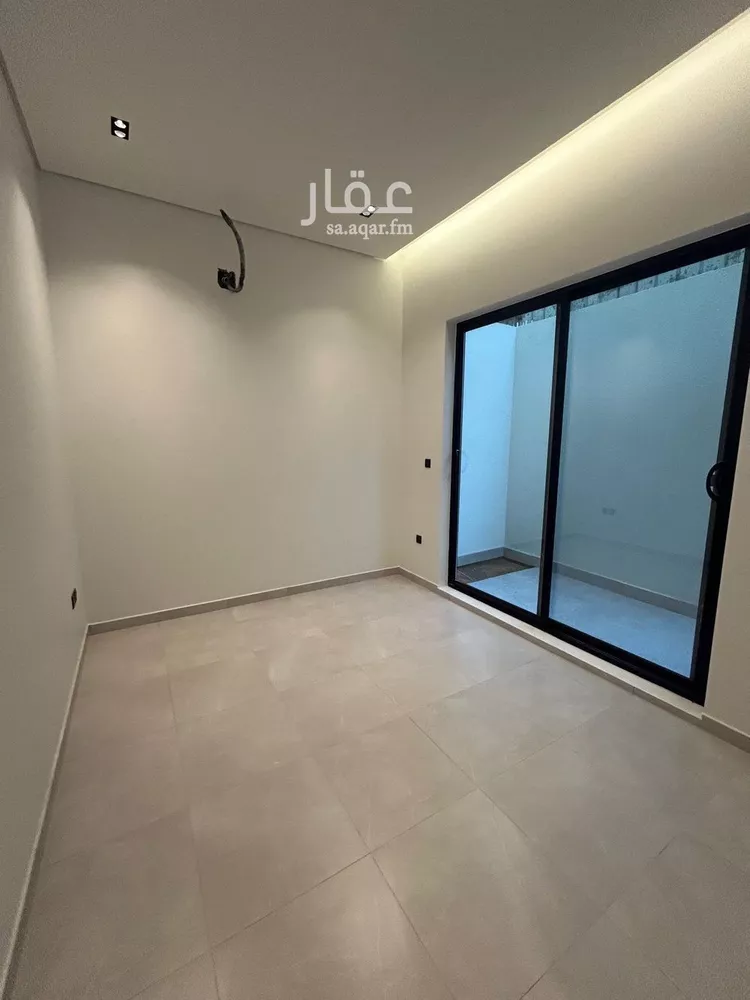 دور للبيع في شارع أحمد الشامي, حي المروج, مدينة الرياض, منطقة الرياض 8