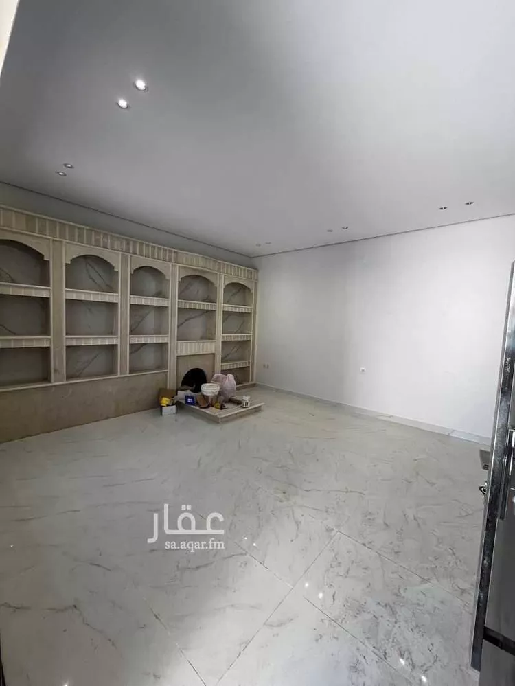 دور للبيع في شارع شارع أبن سيناء, حي القدس, مدينة الخبراء والسحابين, منطقة القصيم صورة 5