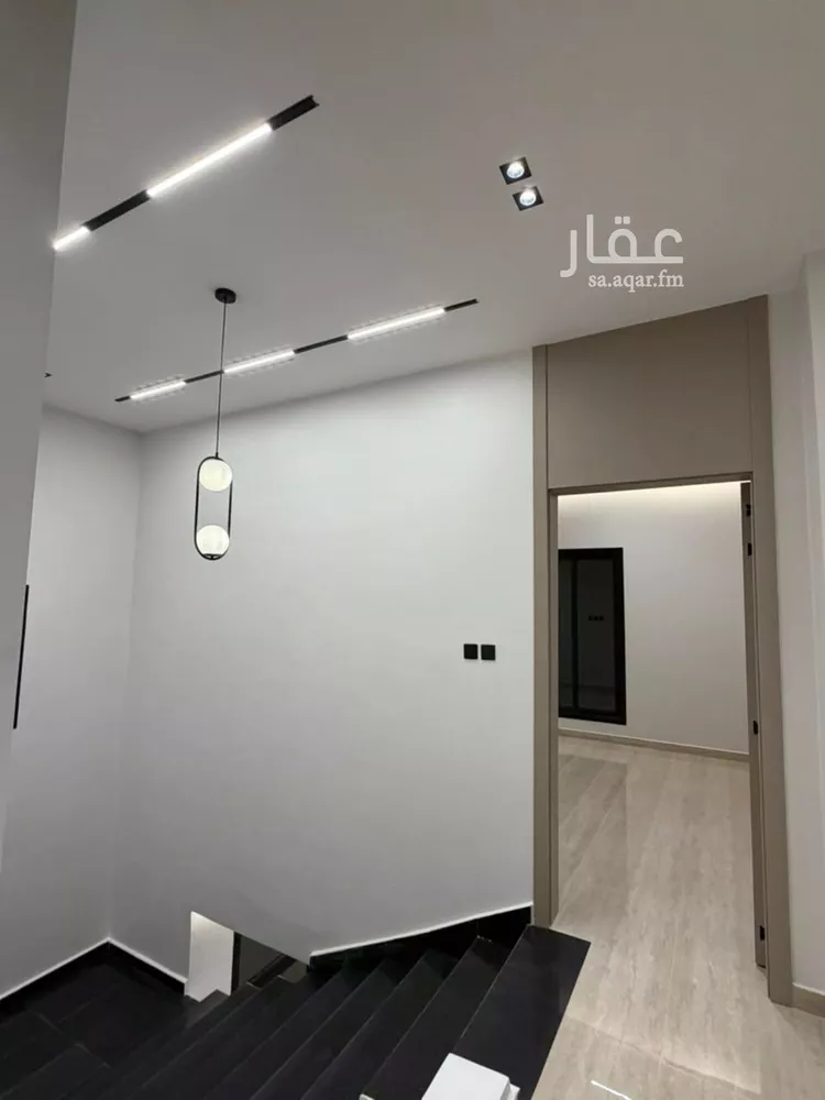 فيلا للبيع في شارع الجانبية, حي الرمال, مدينة الرياض, منطقة الرياض صورة 4