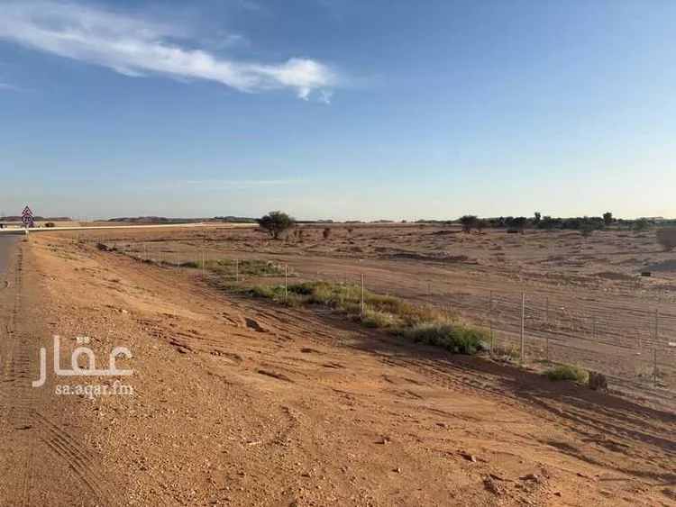مزرعة للبيع في شارع الحزم والبطينه 13, مدينة الهياثم, منطقة الرياض 6