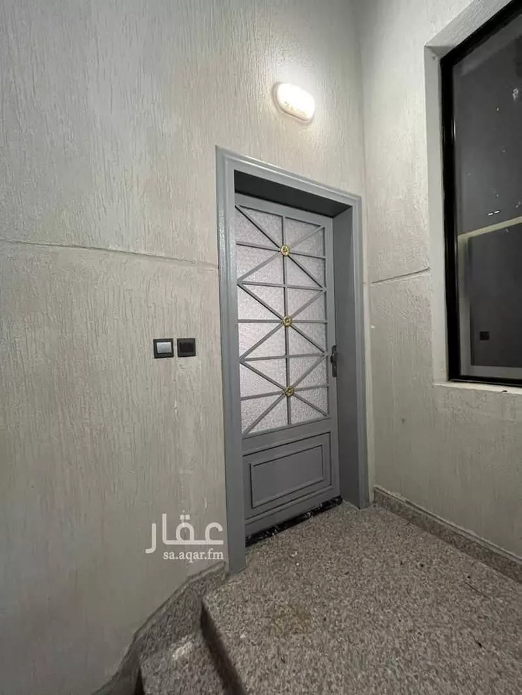 فيلا للبيع في شارع ابن فنيدة, حي طيبة, مدينة المدينة المنورة, منطقة المدينة المنورة صورة 4