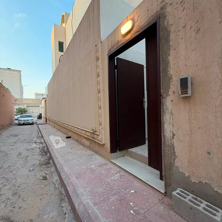 شقة للإيجار في شارع محمد حميده, حي عرقة, مدينة الرياض, منطقة الرياض صورة 2