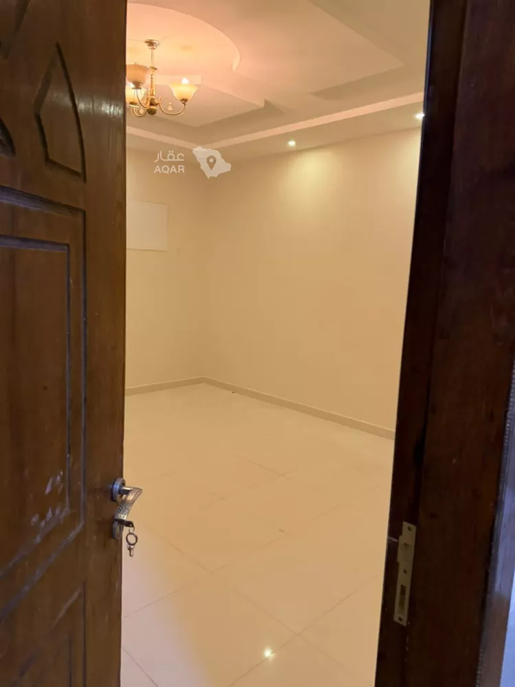 شقة للإيجار في شارع الجميل ابن حاتم, حي ظهرة لبن, مدينة الرياض, منطقة الرياض 7