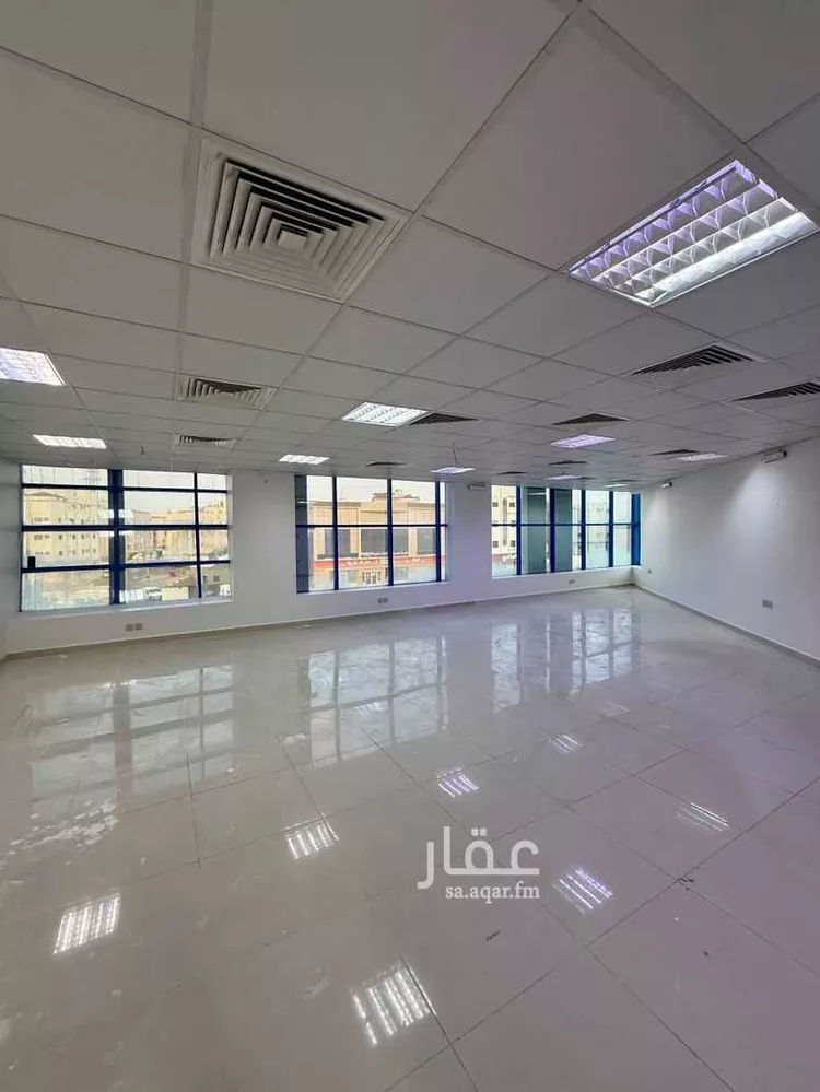 مكتب تجاري للإيجار في شارع الامير محمد ابن عبدالعزيز , حي العريض, مدينة المدينة المنورة, منطقة المدينة المنورة صورة 2