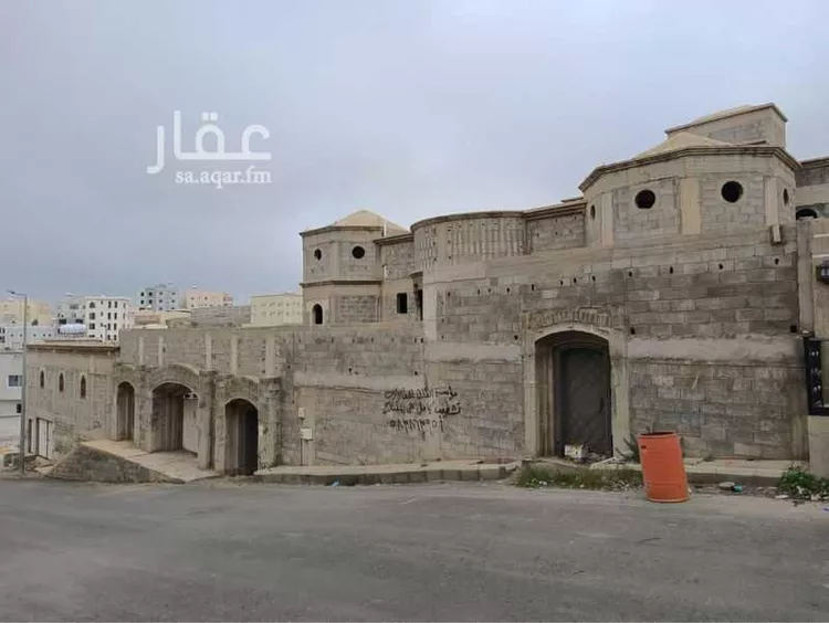 فيلا للبيع في شارع عمرو بن الجموح ، حي الموظفين ، أبها ، منطقة عسير