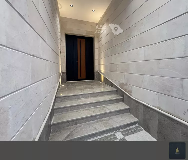 Floor for Sale in Mecca King Fahd 4