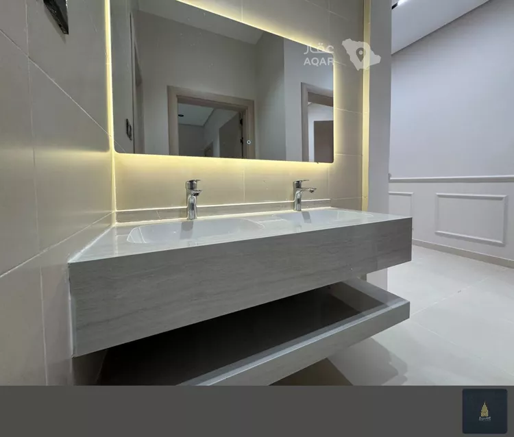 Floor for Sale in Mecca King Fahd 2