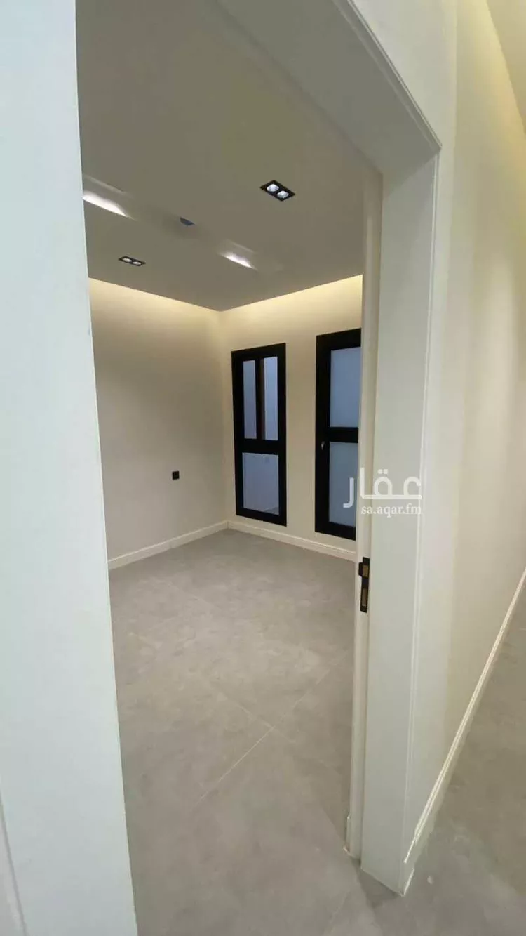 فيلا للبيع في شارع علي بن أحمد العمري ، حي العارض ، الرياض ، منطقة الرياض