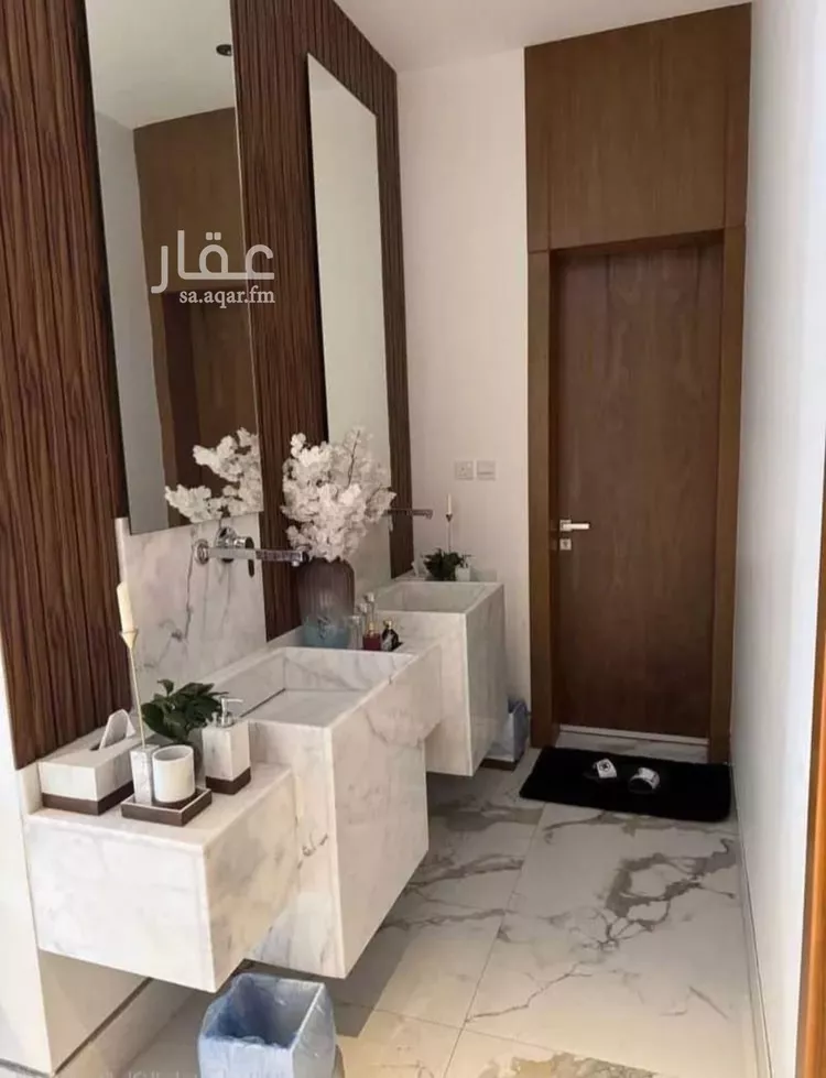 فيلا للبيع في شارع يحيى البهاري, حي النرجس, مدينة الرياض, منطقة الرياض 10