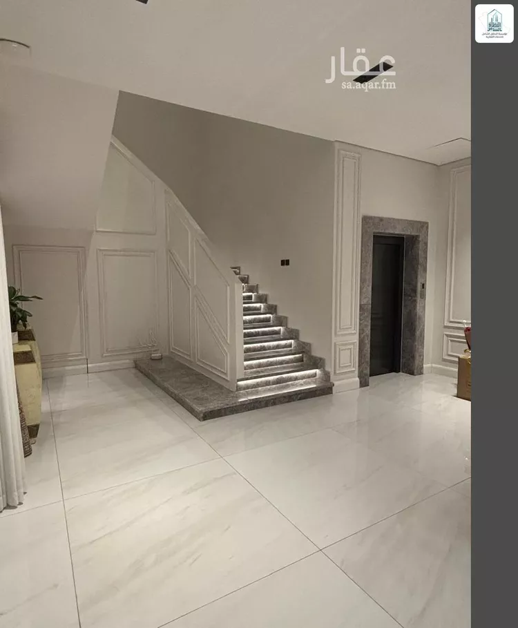 فيلا للبيع في شارع الصفرة, حي النفل, مدينة الرياض, منطقة الرياض صورة 2