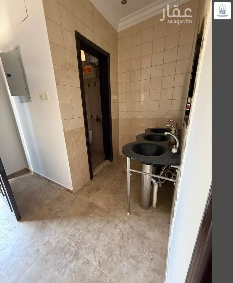 دور للإيجار في شارع عين الزان, حي النفل, مدينة الرياض, منطقة الرياض صورة 5