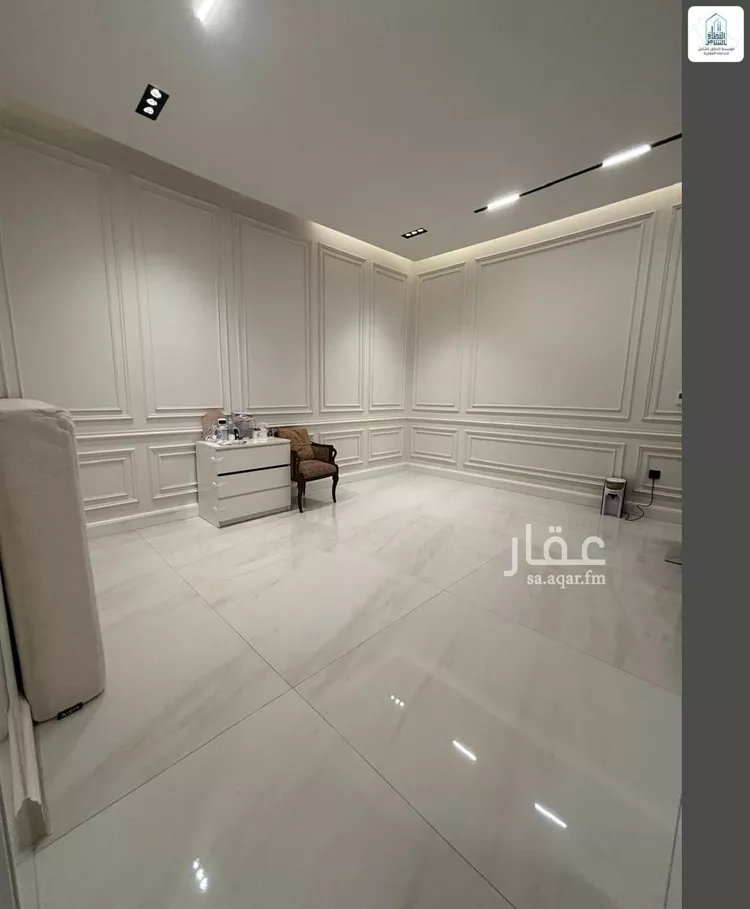 فيلا للبيع في شارع الصفرة, حي النفل, مدينة الرياض, منطقة الرياض صورة 4
