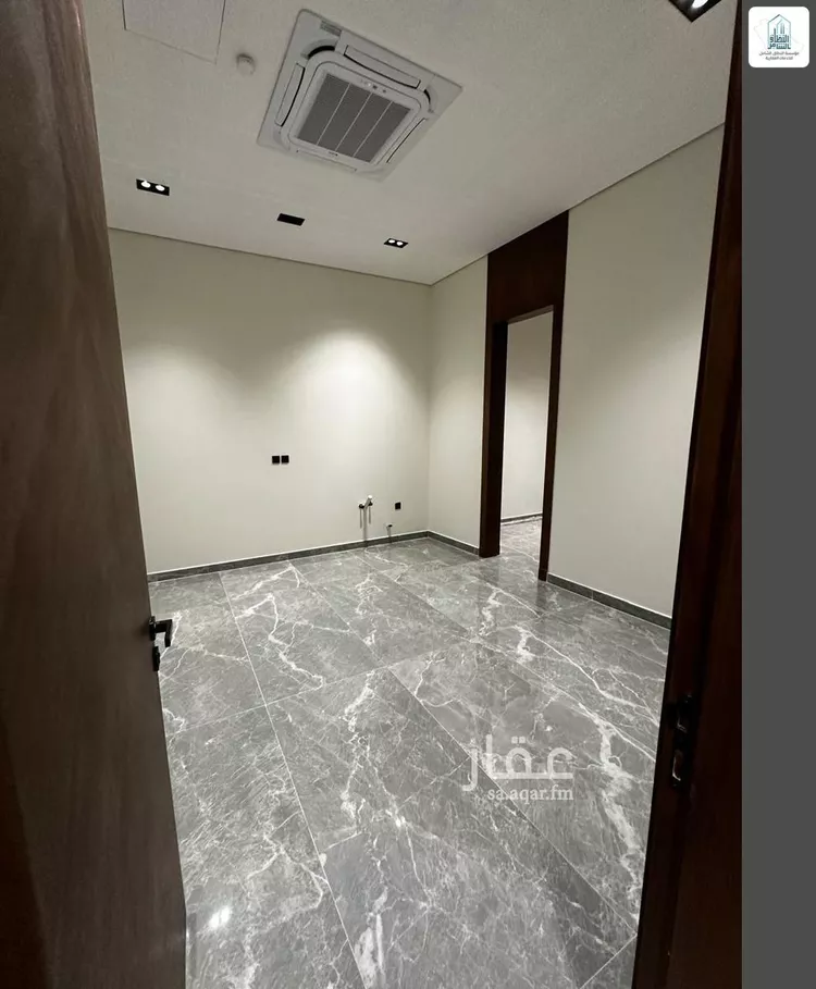 فيلا للبيع في شارع الصفرة, حي النفل, مدينة الرياض, منطقة الرياض صورة 4