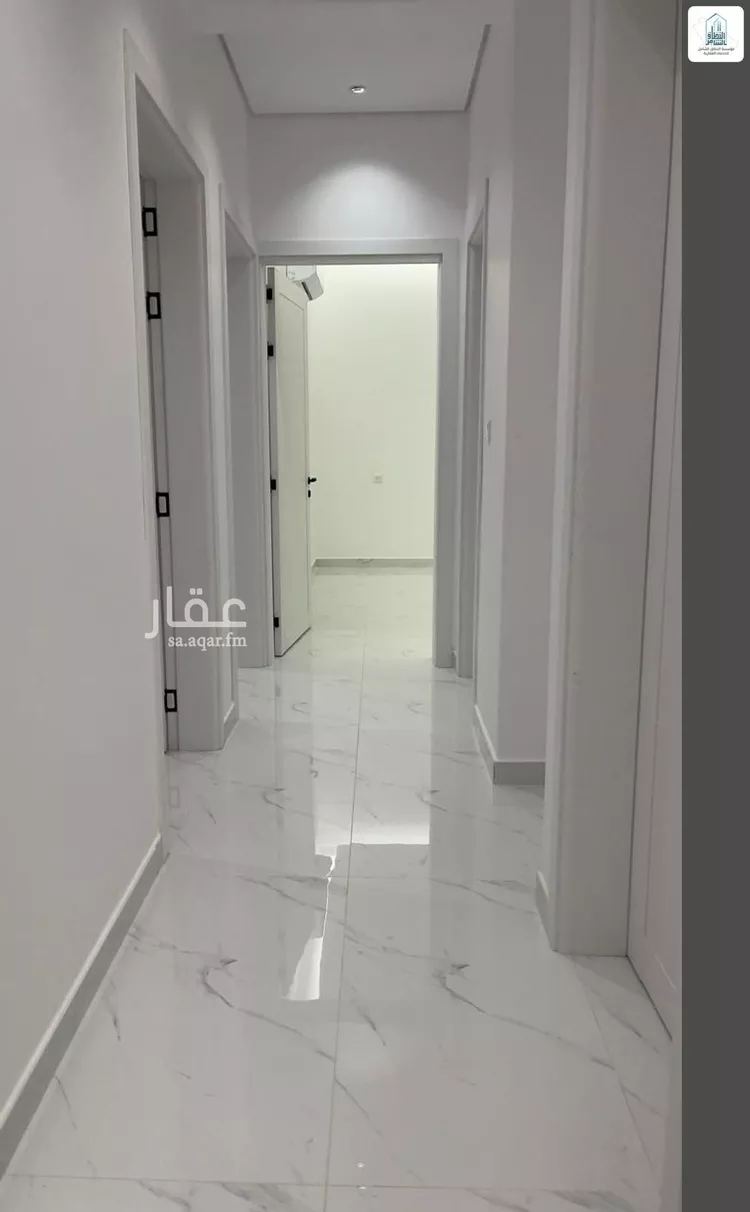 دور للبيع في شارع عبدالله بن جاسر, حي الرمال, مدينة الرياض, منطقة الرياض صورة 3