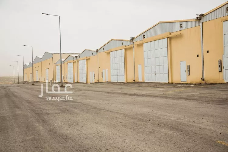 مستودع للإيجار في شارع الملك عبدالعزيز, حي حي صناعية الظهران, مدينة الدمام, المنطقة الشرقية