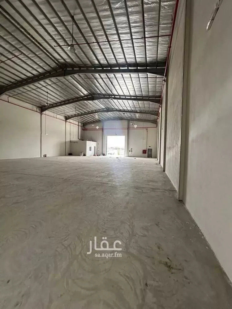 مستودع للإيجار في شارع الملك عبدالعزيز, حي حي صناعية الظهران, مدينة الدمام, المنطقة الشرقية