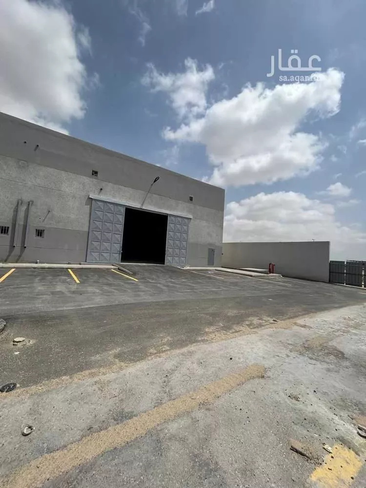 مستودع للإيجار في شارع الملك عبدالعزيز, حي حي صناعية الظهران, مدينة الدمام, المنطقة الشرقية صورة 2