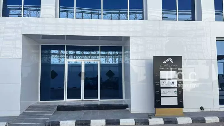 Building for Rent in Dammam Al Basatin صورة 2
