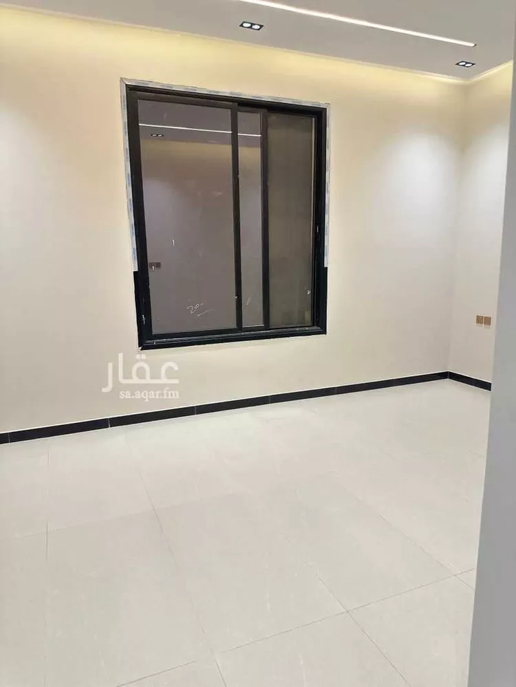 دور للبيع في شارع العباس بن جرير, حي السعادة, مدينة الرياض, منطقة الرياض صورة 3