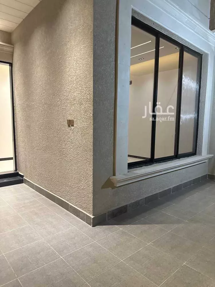 دور للبيع في شارع العباس بن جرير, حي السعادة, مدينة الرياض, منطقة الرياض