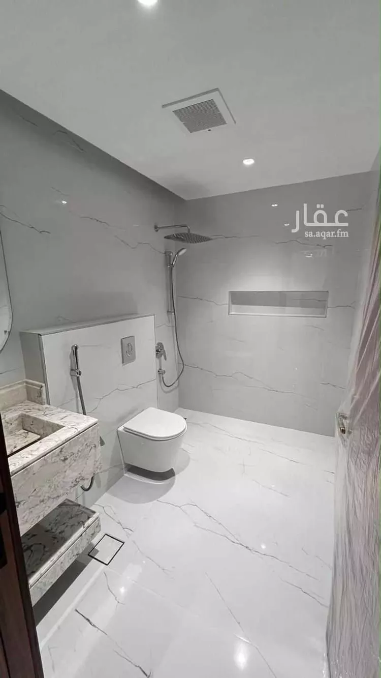 دور للإيجار في شارع رفاعة بن رافع, حي العليا, مدينة الرياض, منطقة الرياض صورة 2