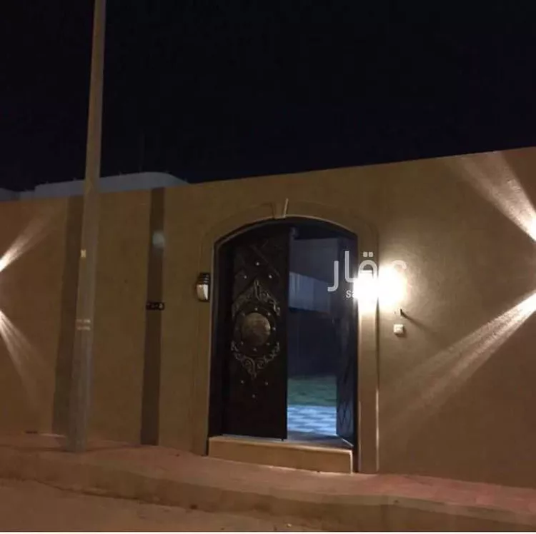 استراحة للبيع في شارع عبد العزيز بن باز ، حي اليرموك ، الرس ، الرس