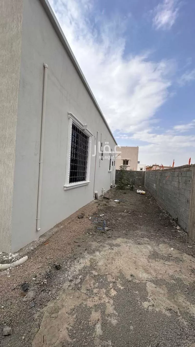 دور للبيع في شارع جنادة بن سفيان الأنصاري ، حي جفن ، العقيق ، العقيق صورة 3