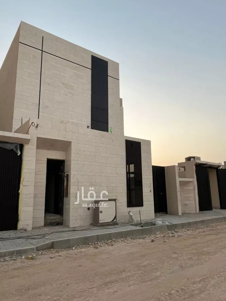 فيلا للبيع في شارع أبي يوسف المقدسي, حي المهدية, مدينة الرياض, منطقة الرياض صورة 2