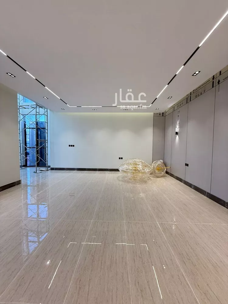 فيلا للبيع في شارع أبي الحسن الأسفرائيني, حي المهدية, مدينة الرياض, منطقة الرياض 7