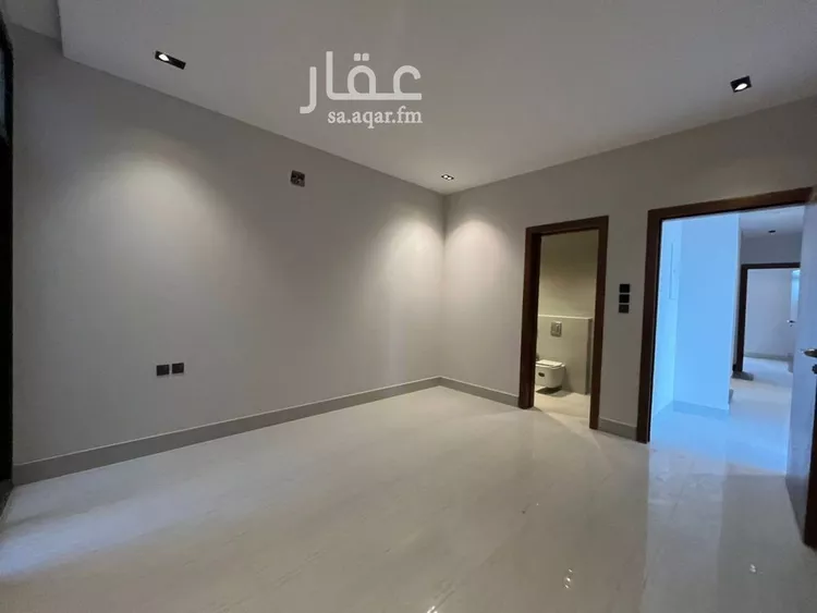 Villa for Sale in Riyadh Al Mahdiyah 17