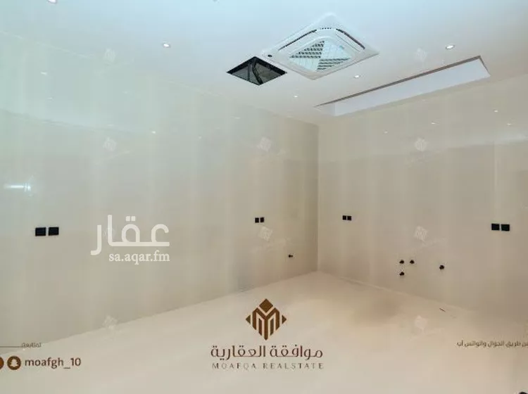 فيلا للبيع في شارع عبدالقادر بن عبدالوارث, حي المهدية, مدينة الرياض, منطقة الرياض 12